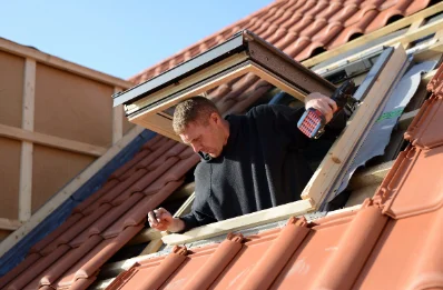 Pose de fenêtres de toit Velux à Baronville